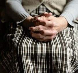 Opieka nad seniorami chorymi na demencję 02
